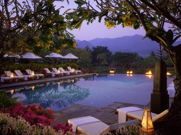 Chiang Mai Luxury Homes. Evening by the pool at Four Seasons